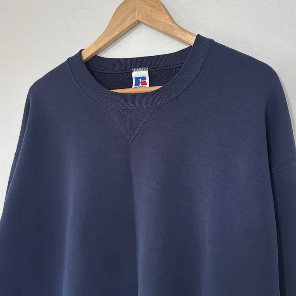 Vintage Russell Athletic Crewneck / XL / 90s / Navy Blue - Picture 4 of 6